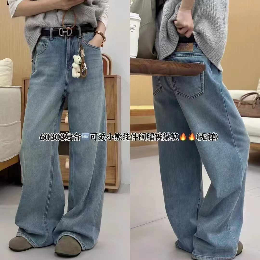 59292 加绒加厚四可爱小熊挂件阔腿牛仔裤 60303