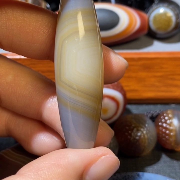 未镶嵌颈饰玛瑙/玉髓