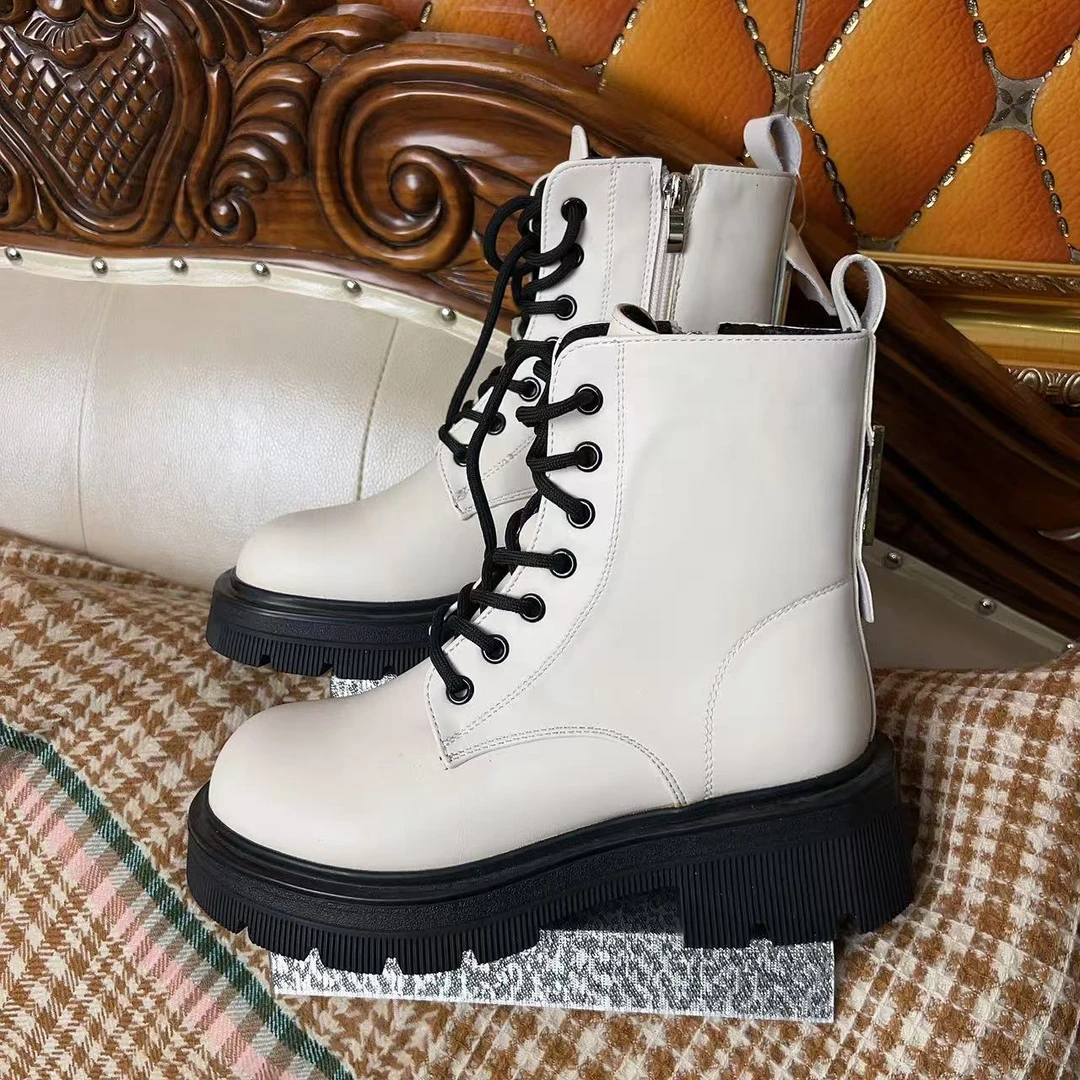 英伦风韩版薄款轻便修面皮马丁靴靴子厚底秋冬