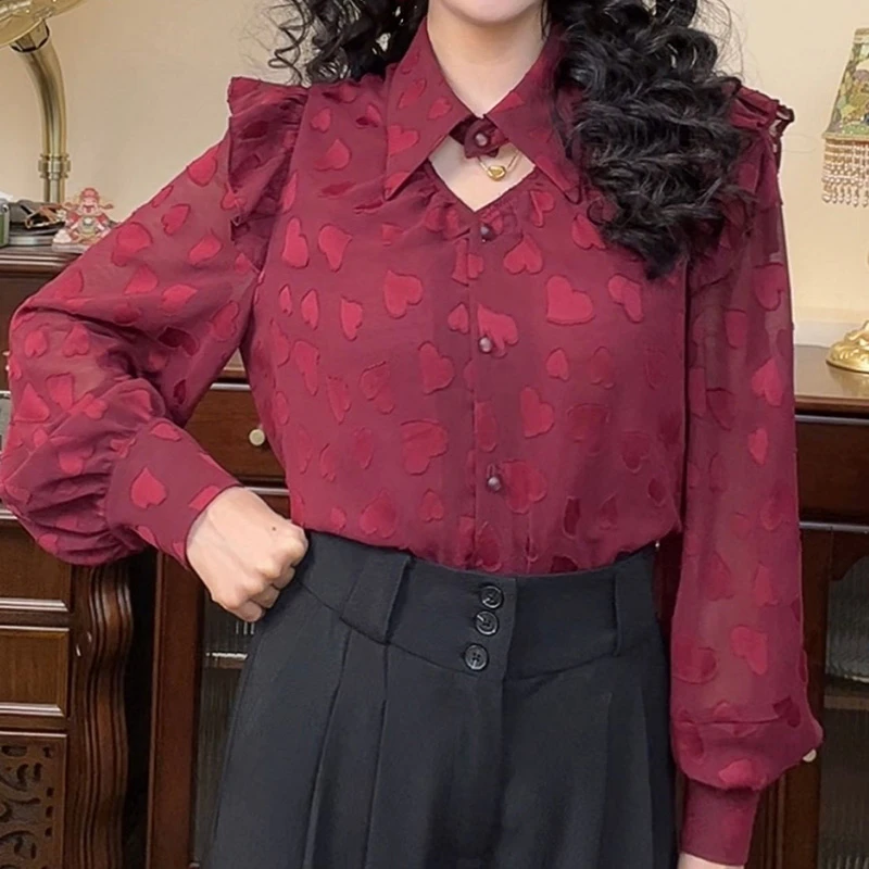 清【港万】复古别致爱心刺绣荷叶边宽松百搭衬衫Y3554