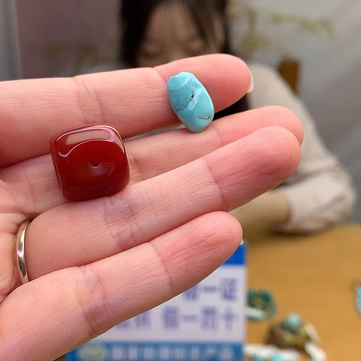 贺****未镶嵌原矿玛瑙/玉髓
