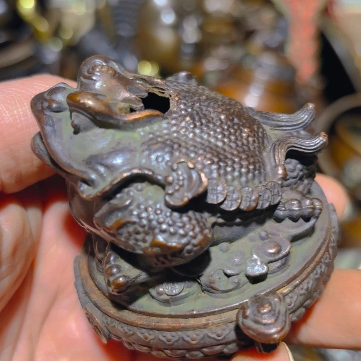 铜的。全清了。一件不留！不磨叽