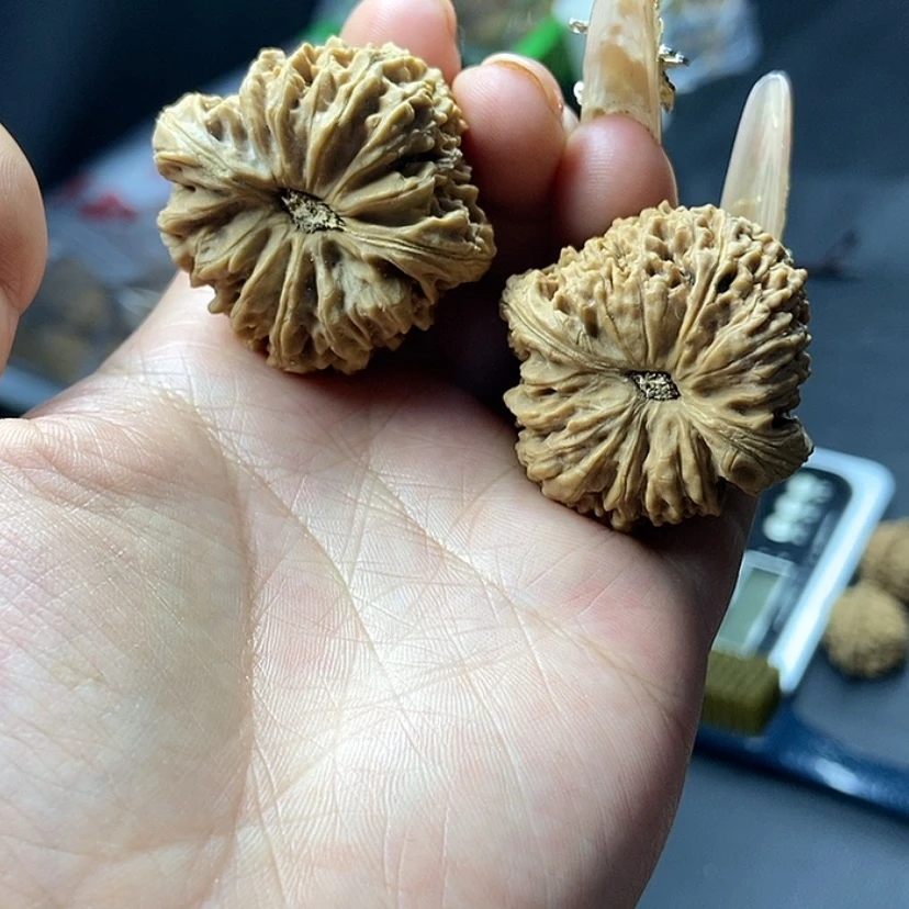 【闪购商品】文玩核桃吊坠疯*南疆的福利