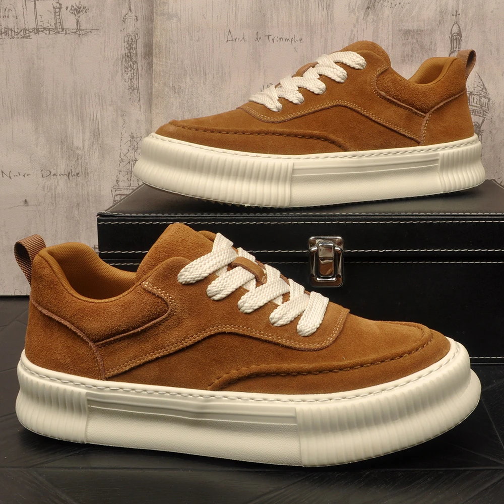 男鞋2025秋冬季新款磨砂牛皮轻便软底简约百搭真皮运动休闲板鞋男