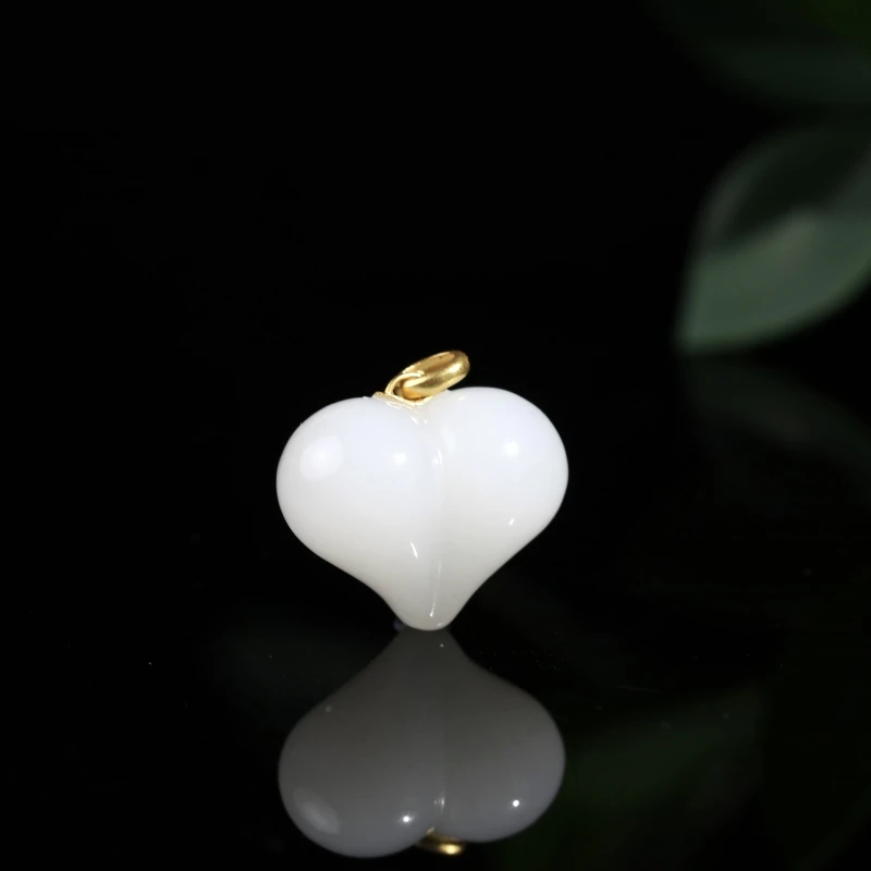 18k金镶正版正宗新疆和田玉羊脂白玉心形吊坠屁桃挂坠上等和田玉
