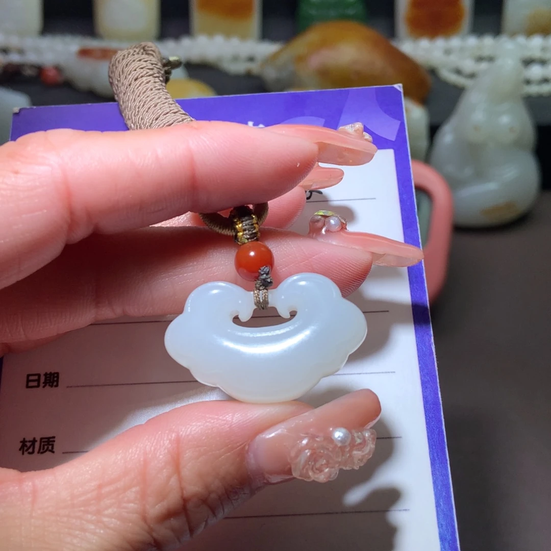 和田玉挂件未镶嵌爱**水