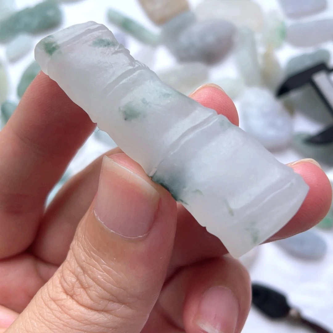 定制翡翠未镶嵌竹节