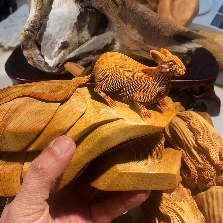 小***黄香榧木太行崖柏摆件