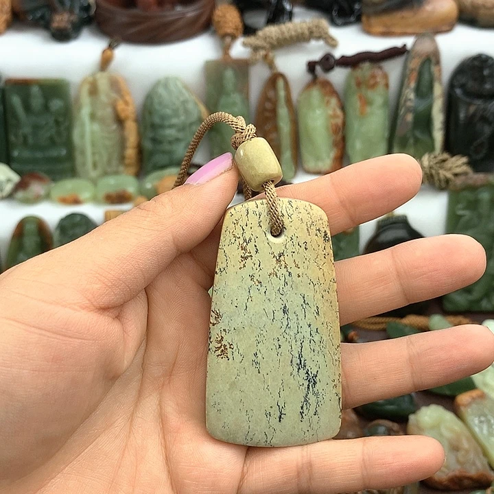 岫岩河磨玉（透闪石质玉）未镶嵌挂件
