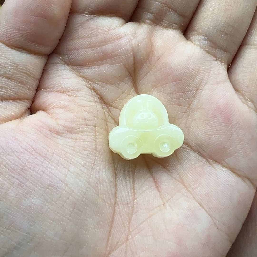 琥珀未镶嵌珠宝奇石小车打孔不退换