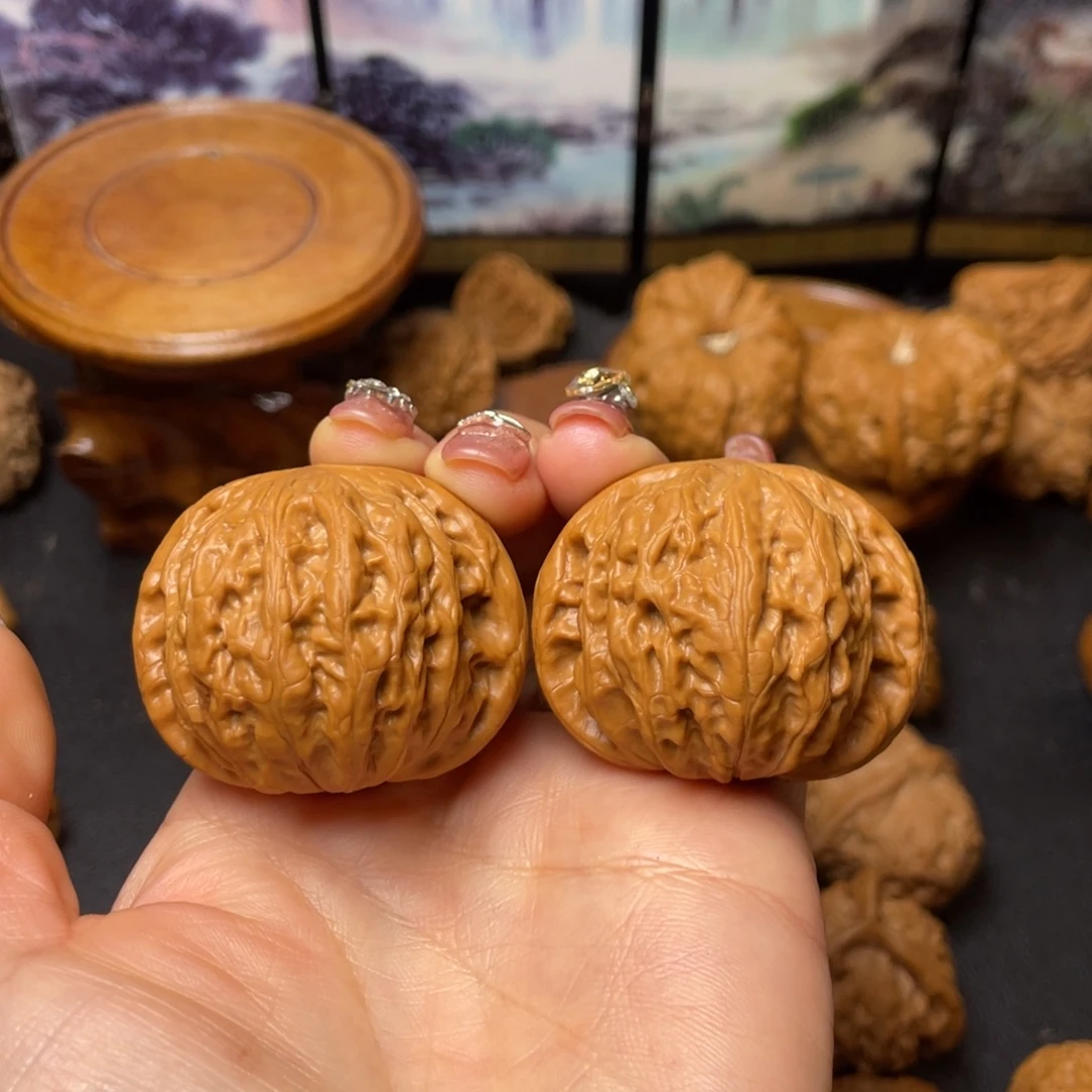 文玩核桃把件43铁锤