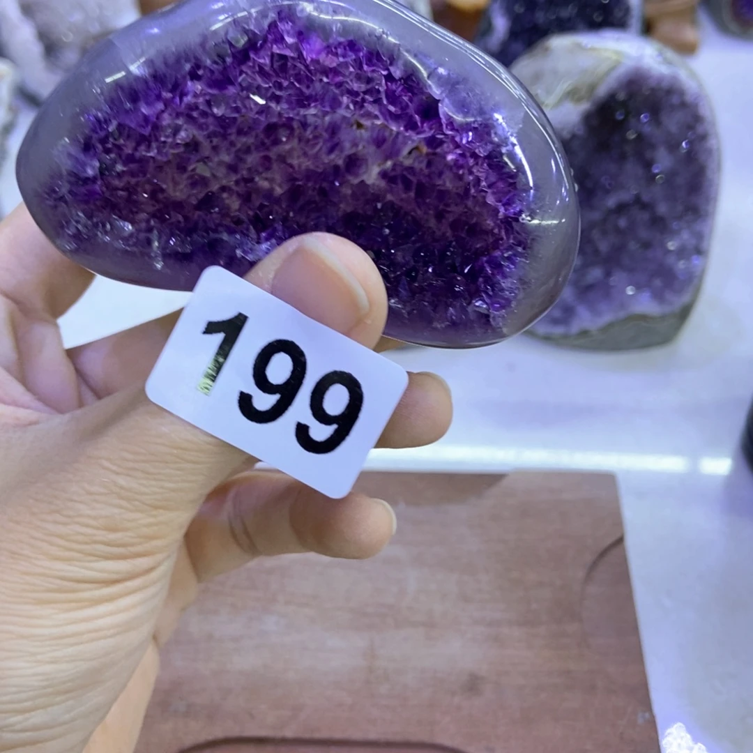 紫晶大型摆件（非配饰）未镶嵌