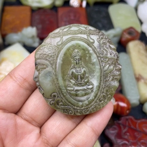 蛇纹石玉未镶嵌颈饰12