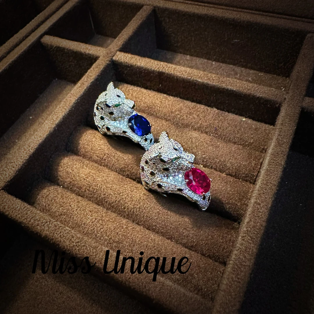 C3392红蓝椭圆立体斑点豹子戒指（7-8码可带）