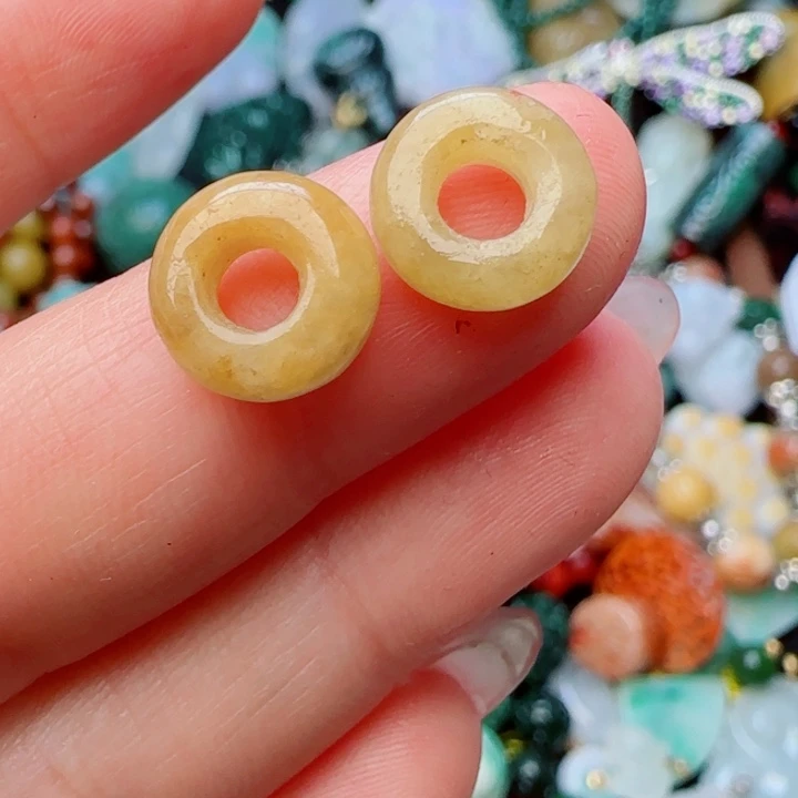 翡翠颈饰未镶嵌天然A货67