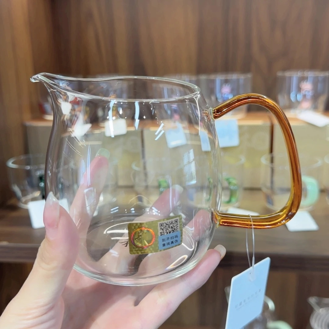 泰然琥珀色公道杯