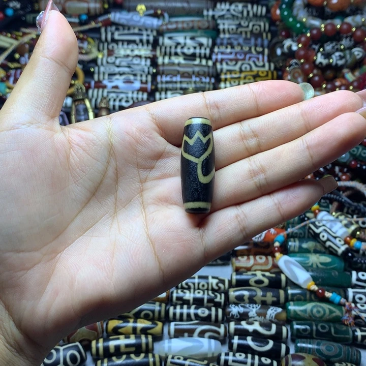 玛瑙/玉髓未镶嵌吊坠(赠链)