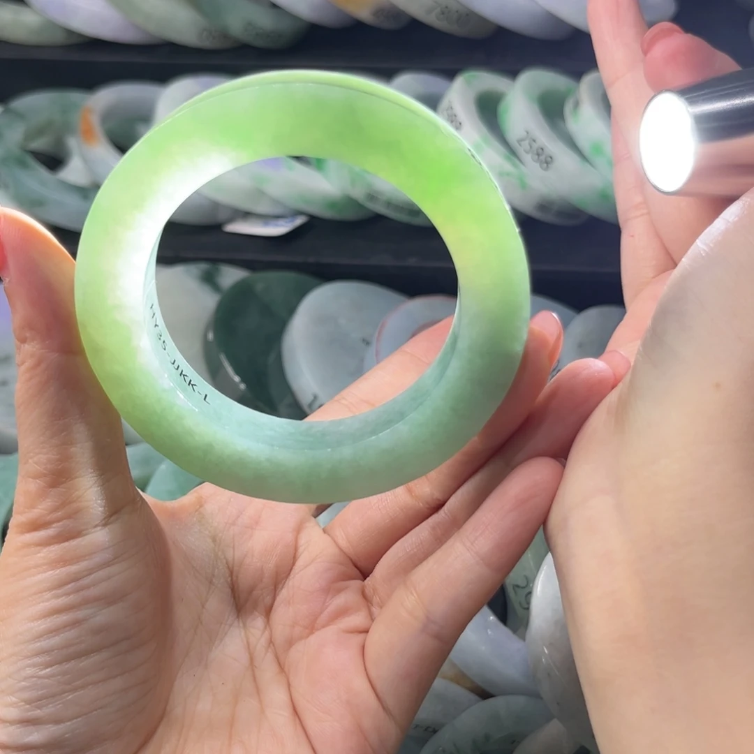 定制翡翠未镶嵌翡翠手镯未镶嵌天然翡翠手镯