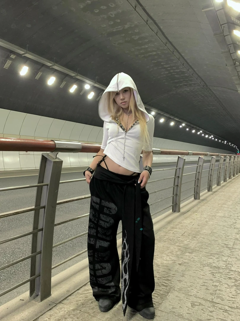 美式辣妹小众设计字母绑带阔腿裤女夏季运动宽松直筒跳舞休闲卫裤