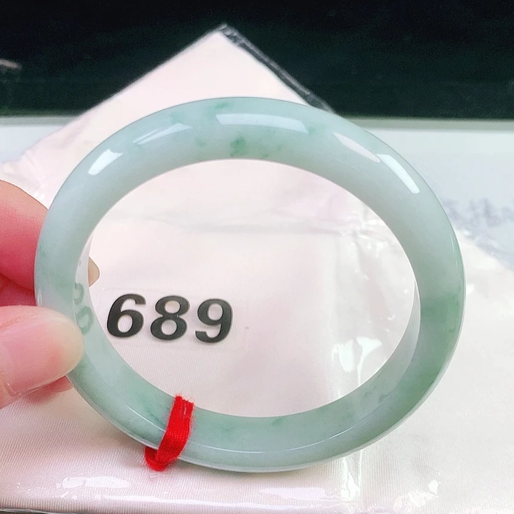未镶嵌手镯翡翠689