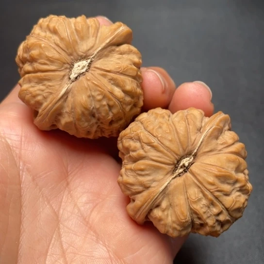 【闪购商品】把件文玩核桃南瓜墩………