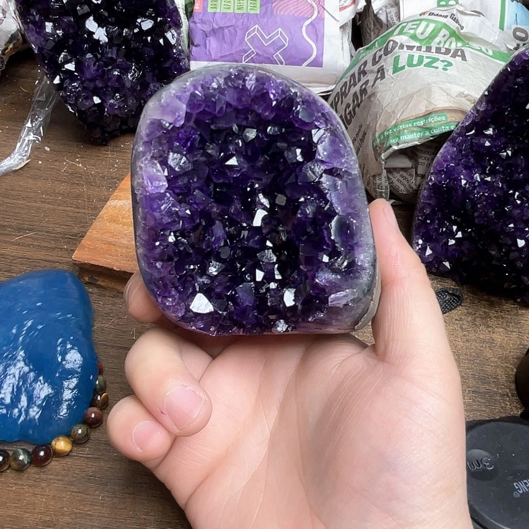 紫晶大型摆件（非配饰）未镶嵌