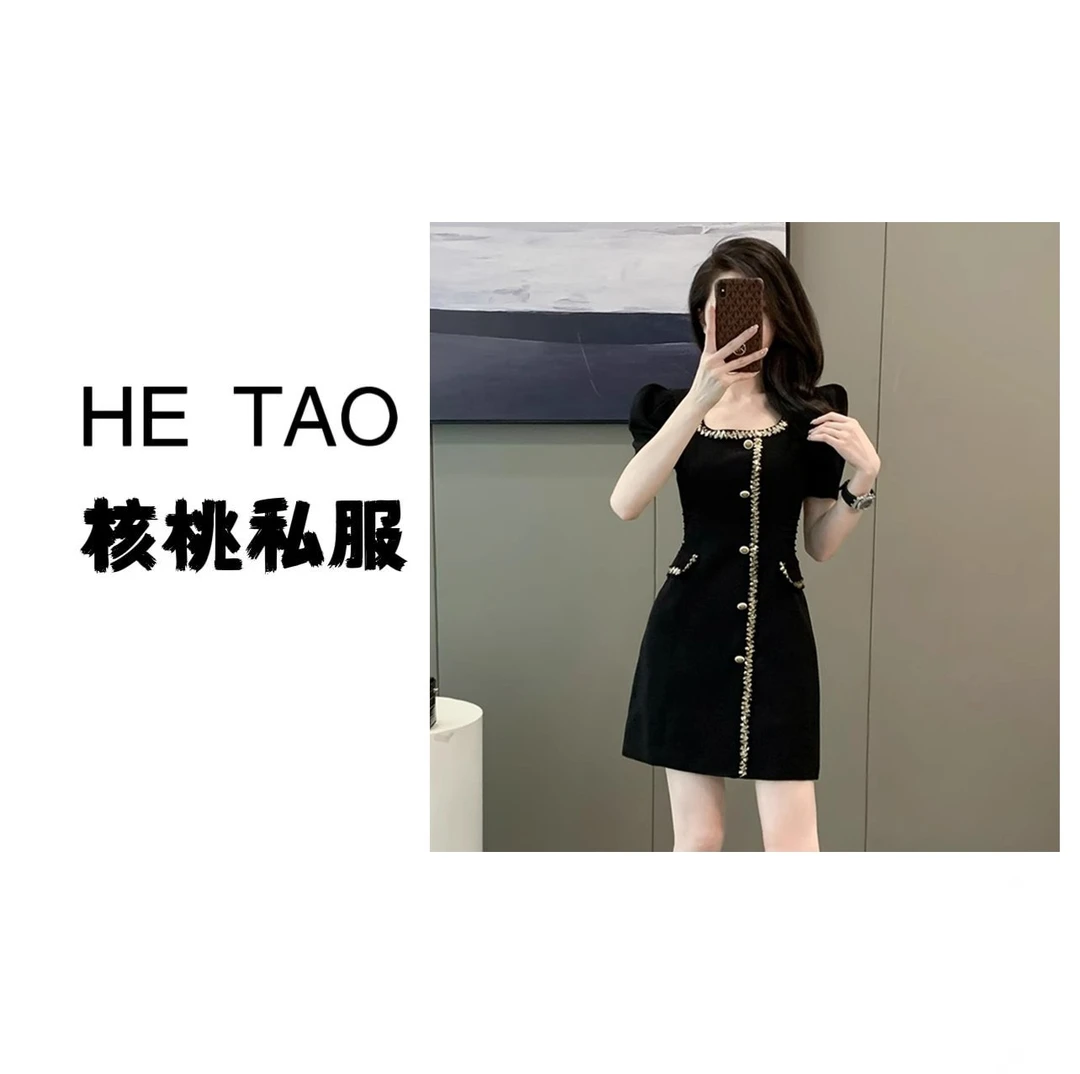 法式小香风黑色方领泡泡袖连衣裙女夏季高端轻奢洋气修身D1755