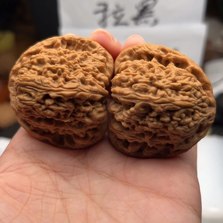 吊坠文玩核桃南疆44