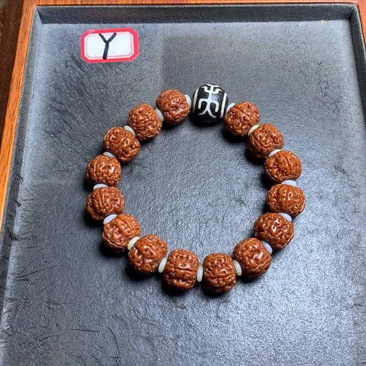 金刚菩提吊坠菩提