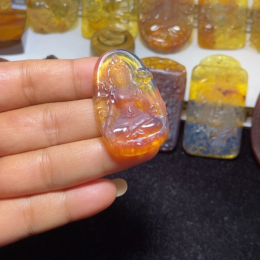 琥珀未镶嵌颈饰缅甸天然琥珀吊坠