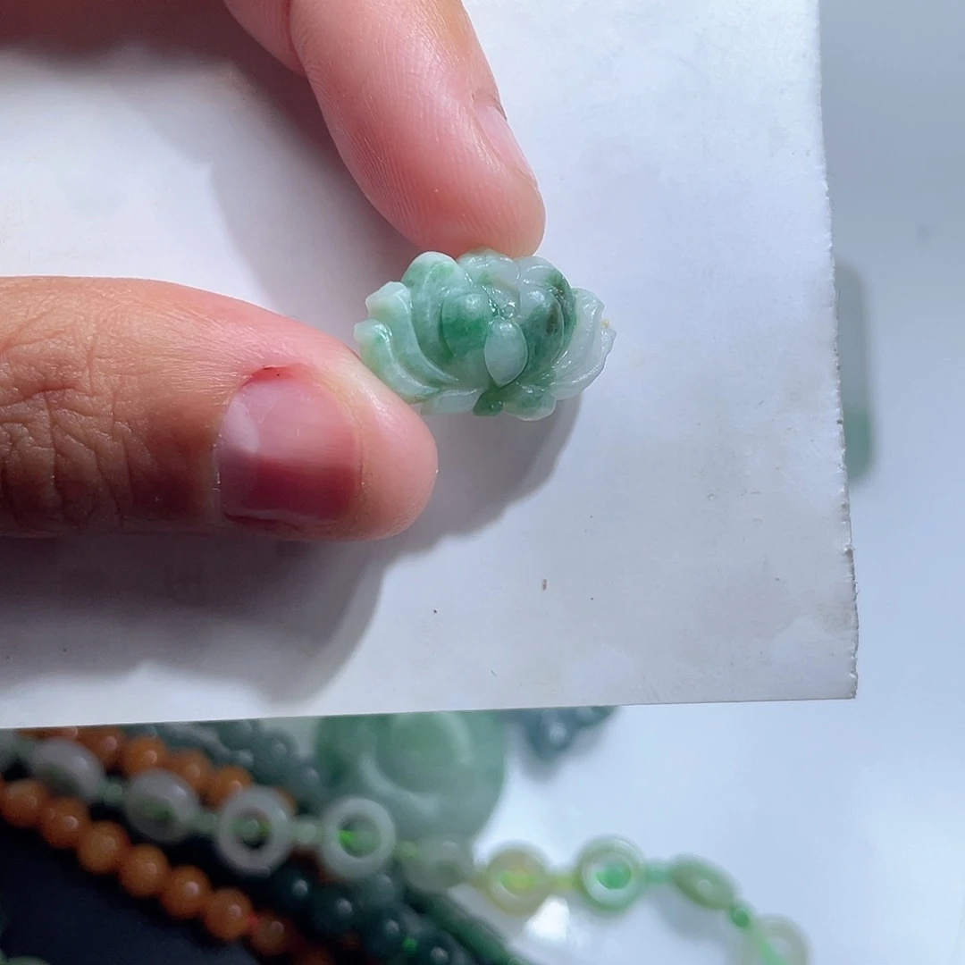 定制翡翠未镶嵌是