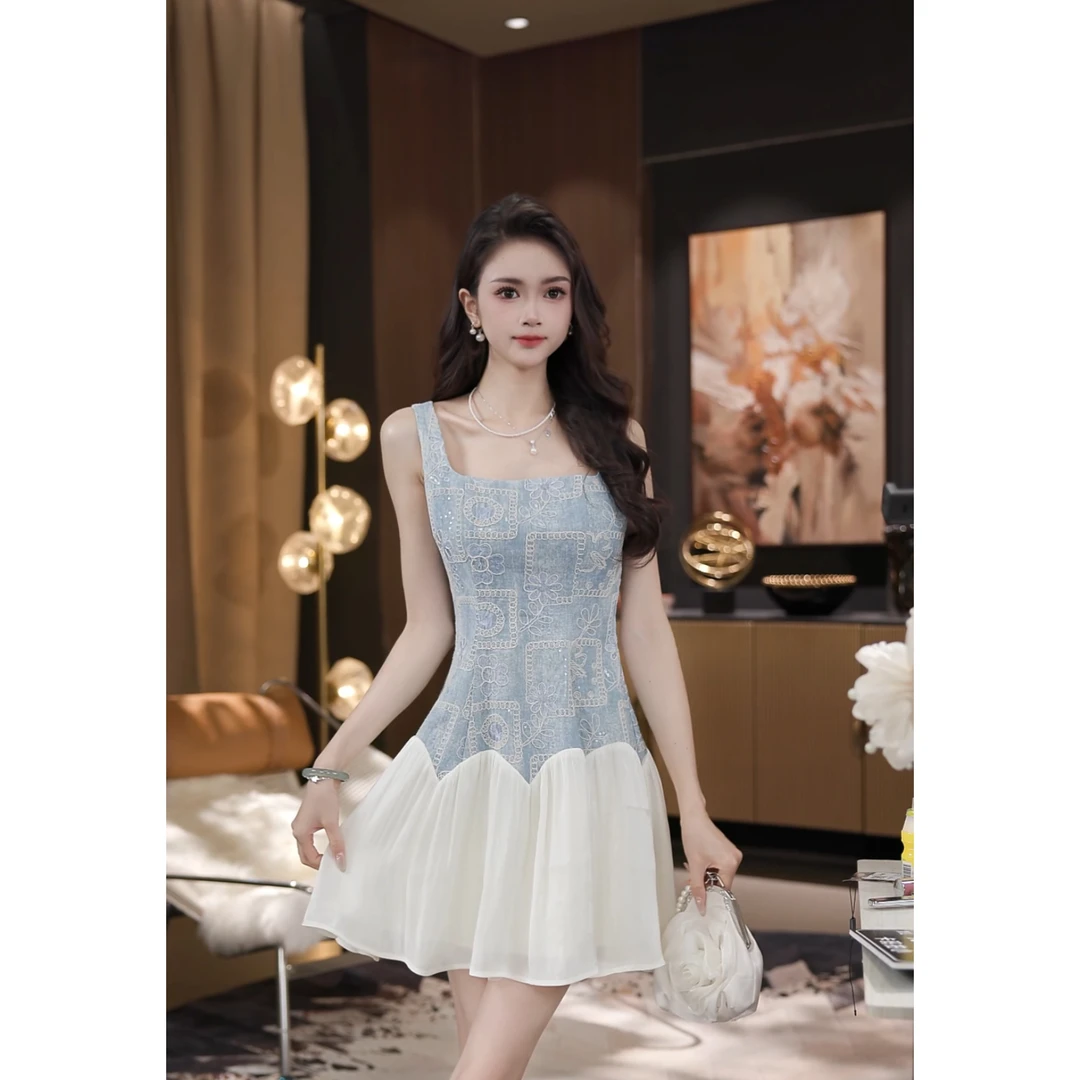 薇宝儿佳佳【织星落梦】夏日新款优雅气质设计感刺绣花苞显瘦连衣裙