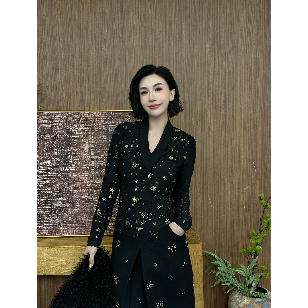 SONG-原创【冰天雪窑】冬季设计师款抓绒保暖磨毛V领显瘦百搭上衣