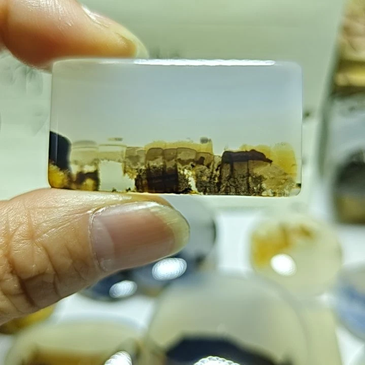 玛瑙/玉髓未镶嵌珠宝奇石