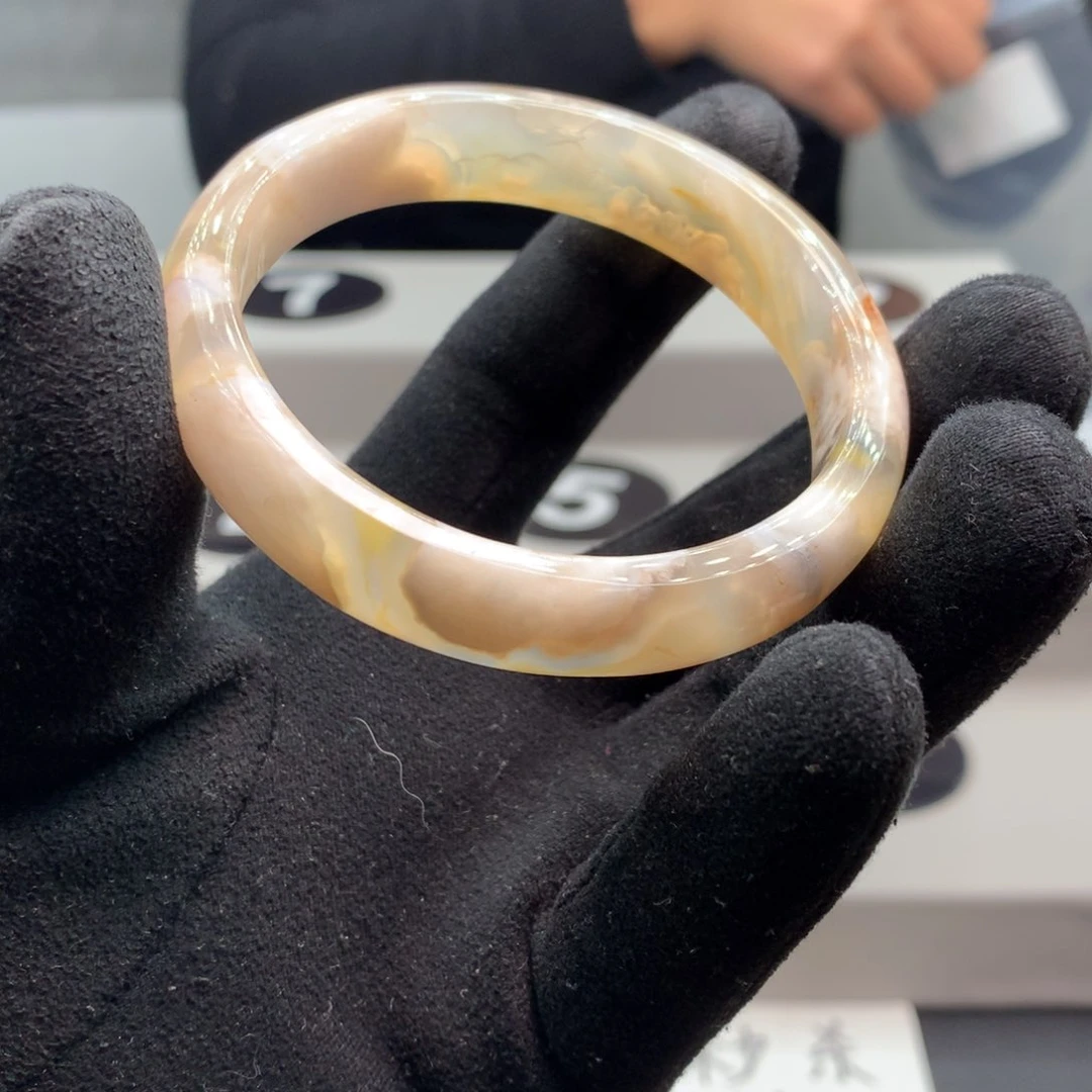 玛瑙/玉髓手镯未镶嵌?****?