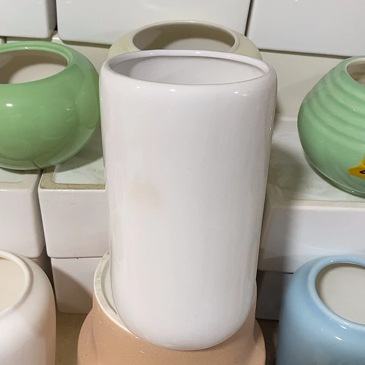 摆件陶盆有孔 瑕疵介意勿拍