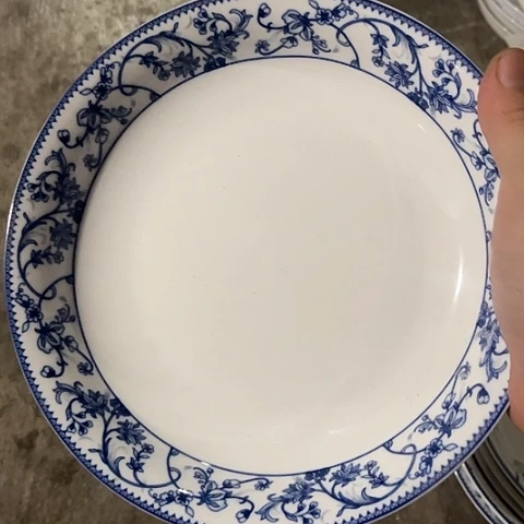 陶瓷8寸深窝盘一个陶瓷