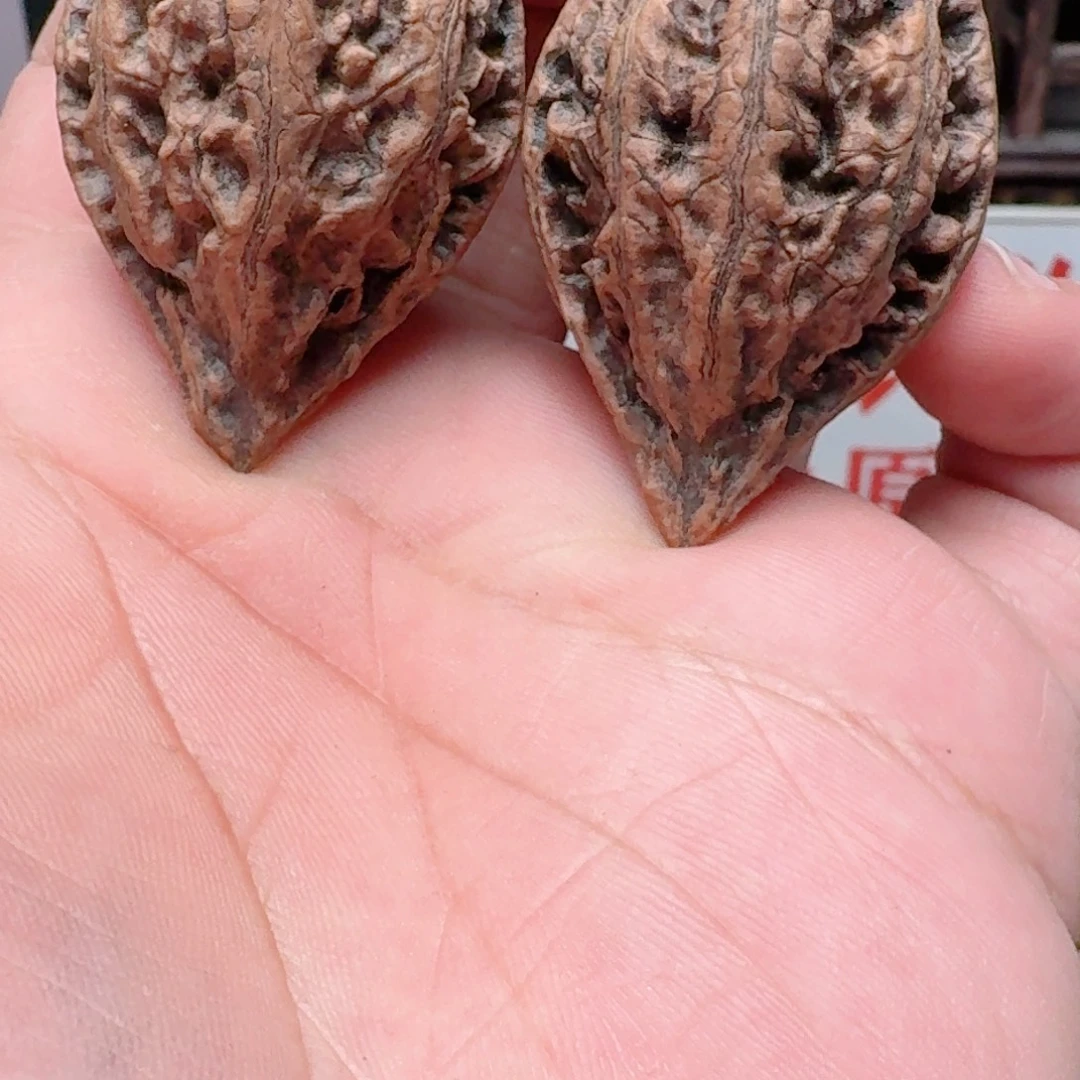 小***床文玩核桃吊坠巨额