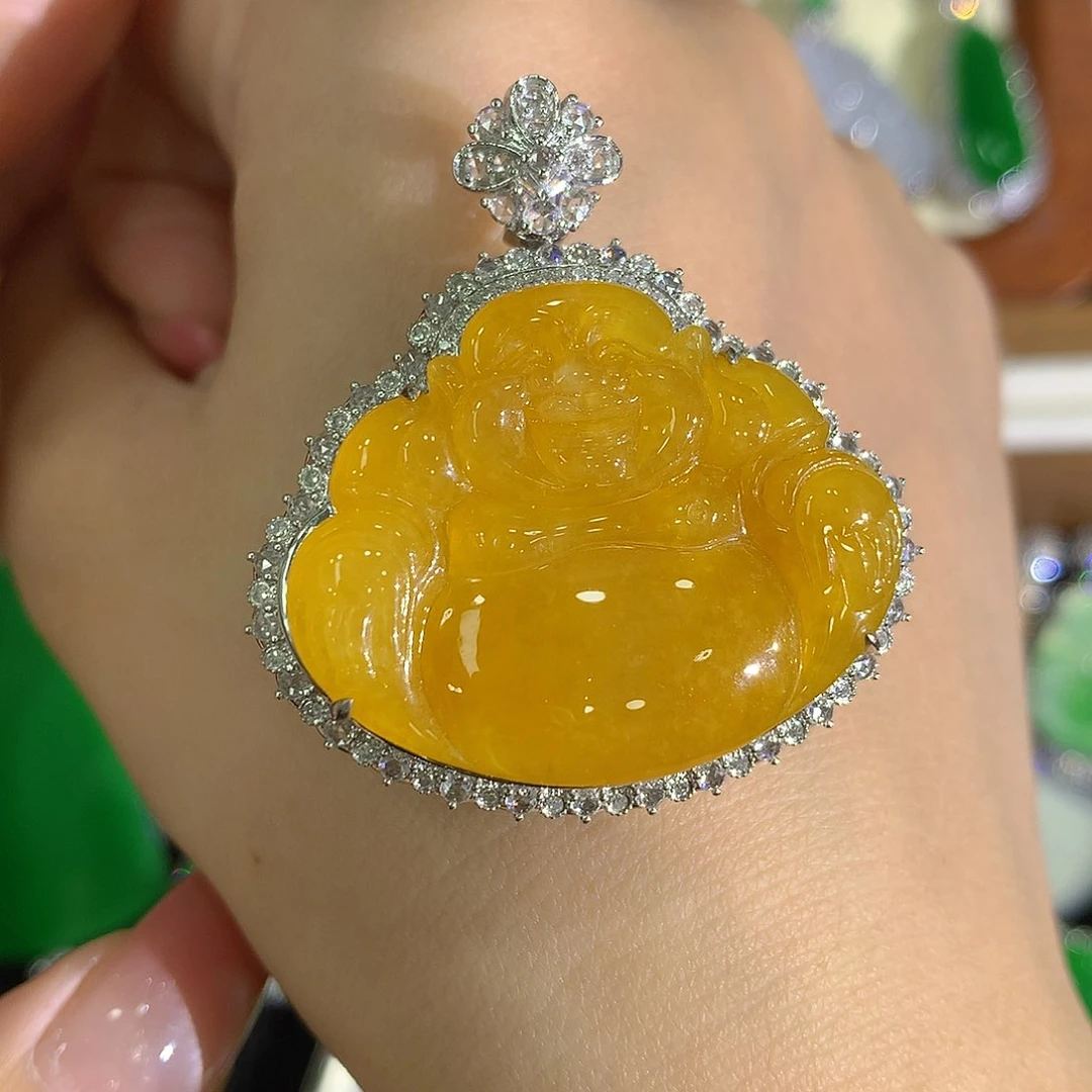 颈饰18K金镶嵌翡翠佛公