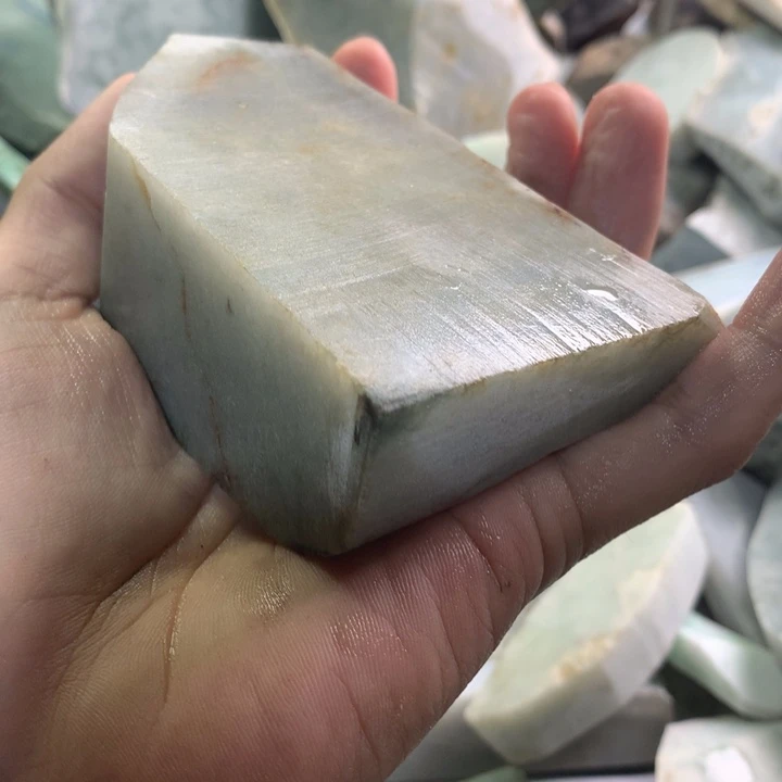 裸石翡翠9号取大牌
