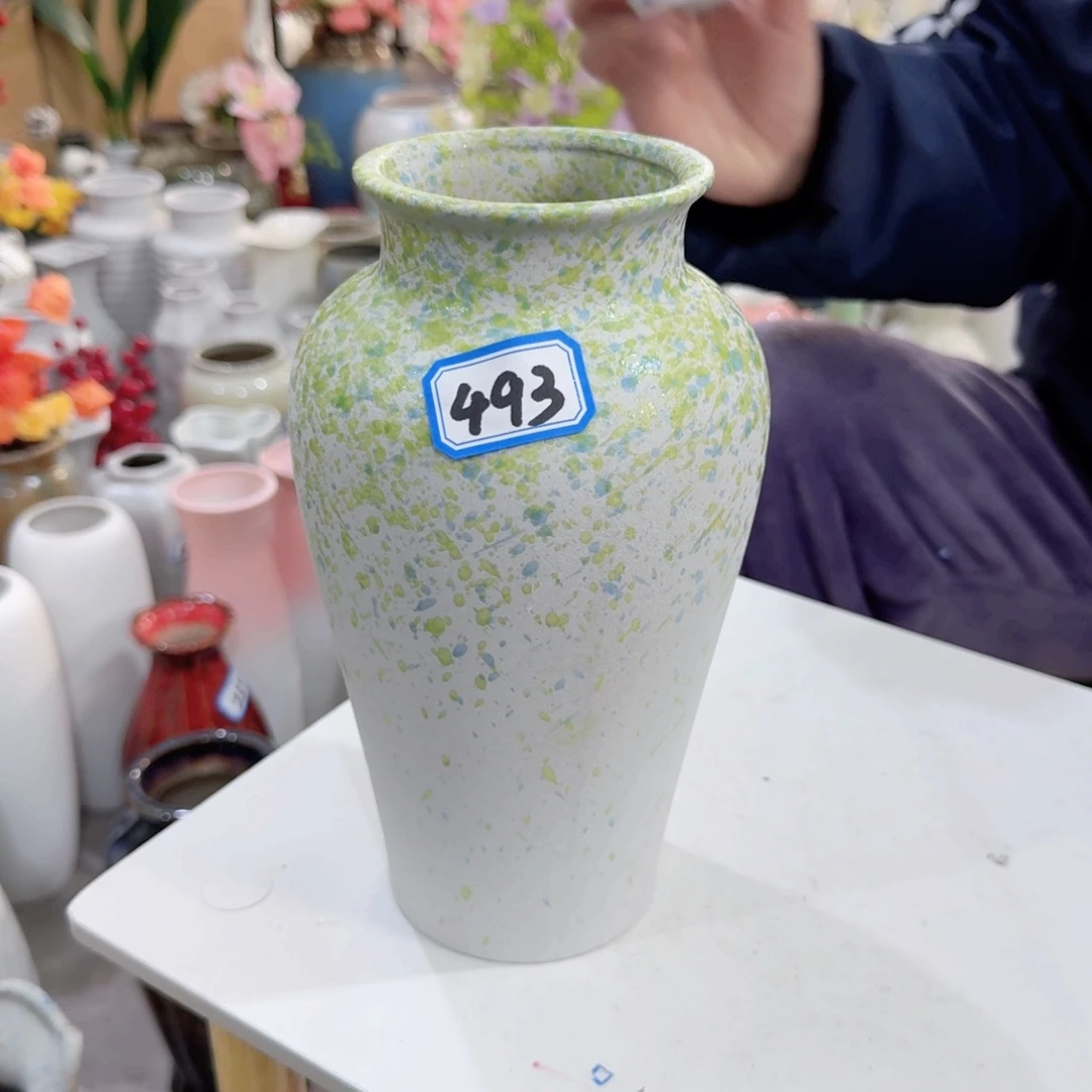 493号陶瓷高22.5厘米一个