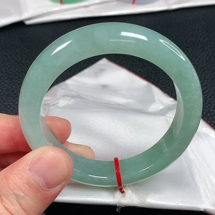 翡翠未镶嵌手镯天然翡翠手镯