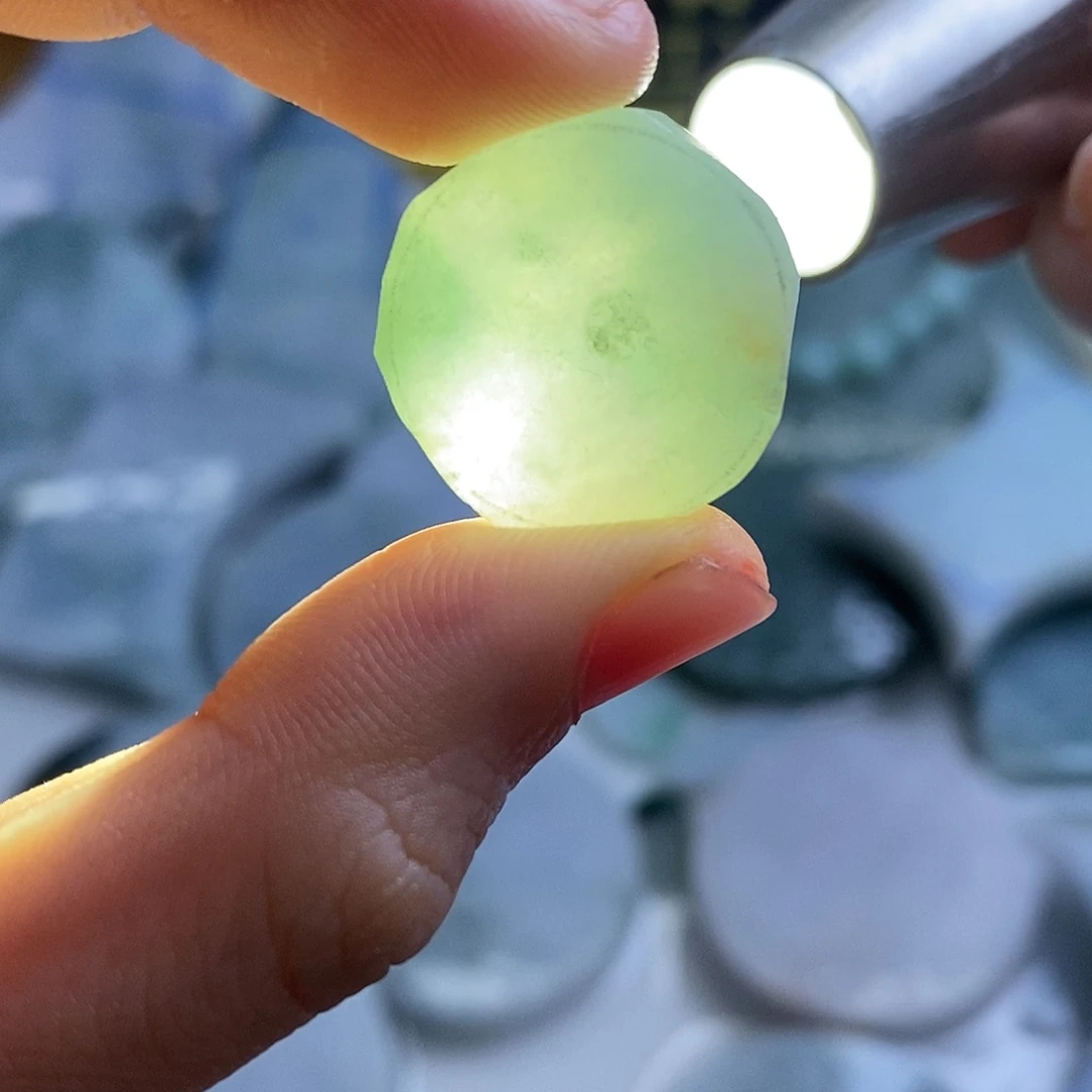 翡翠裸石纯天然翡翠