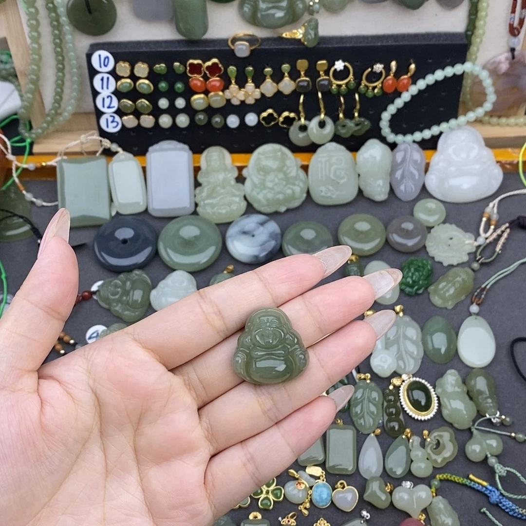 和田玉未镶嵌吊坠(不含链)