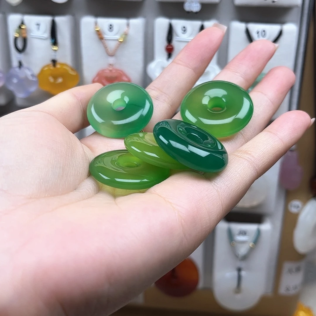 未镶嵌颈饰玛瑙/玉髓