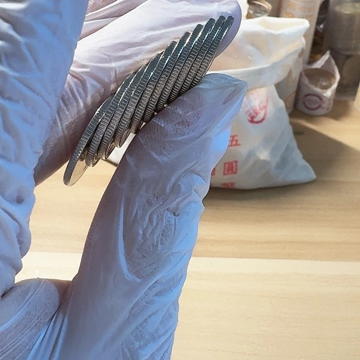 其他普通金属10枚，小5元币