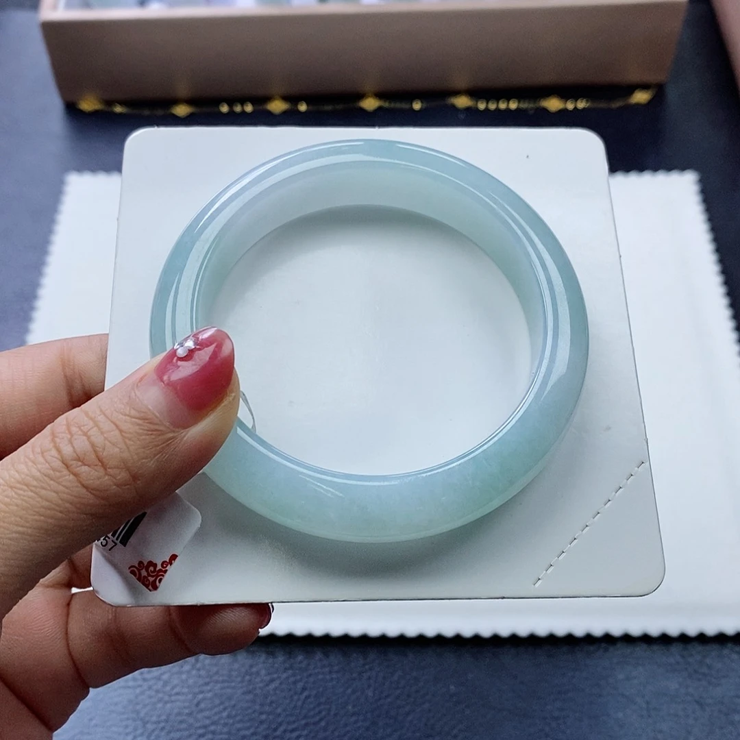 未镶嵌手镯翡翠58圈口