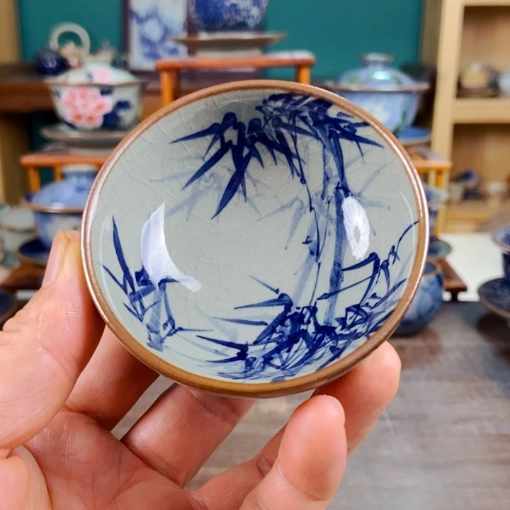瓷片手工制作工艺精湛制作