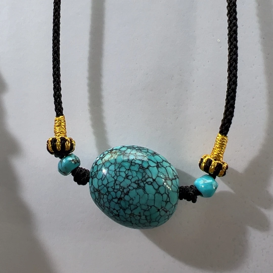 绿松石未镶嵌挂件