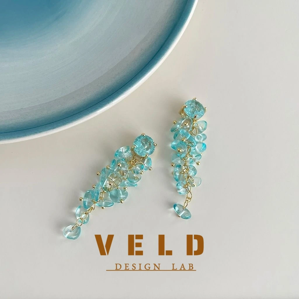 合金仿水晶耳饰 冰透海洋高级感氛围感轻奢女冰青耳环时尚长款